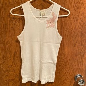 White tank top with pink flower sequins